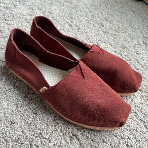 Toms Classic Women's Suede Slip-On Shoes - Rust